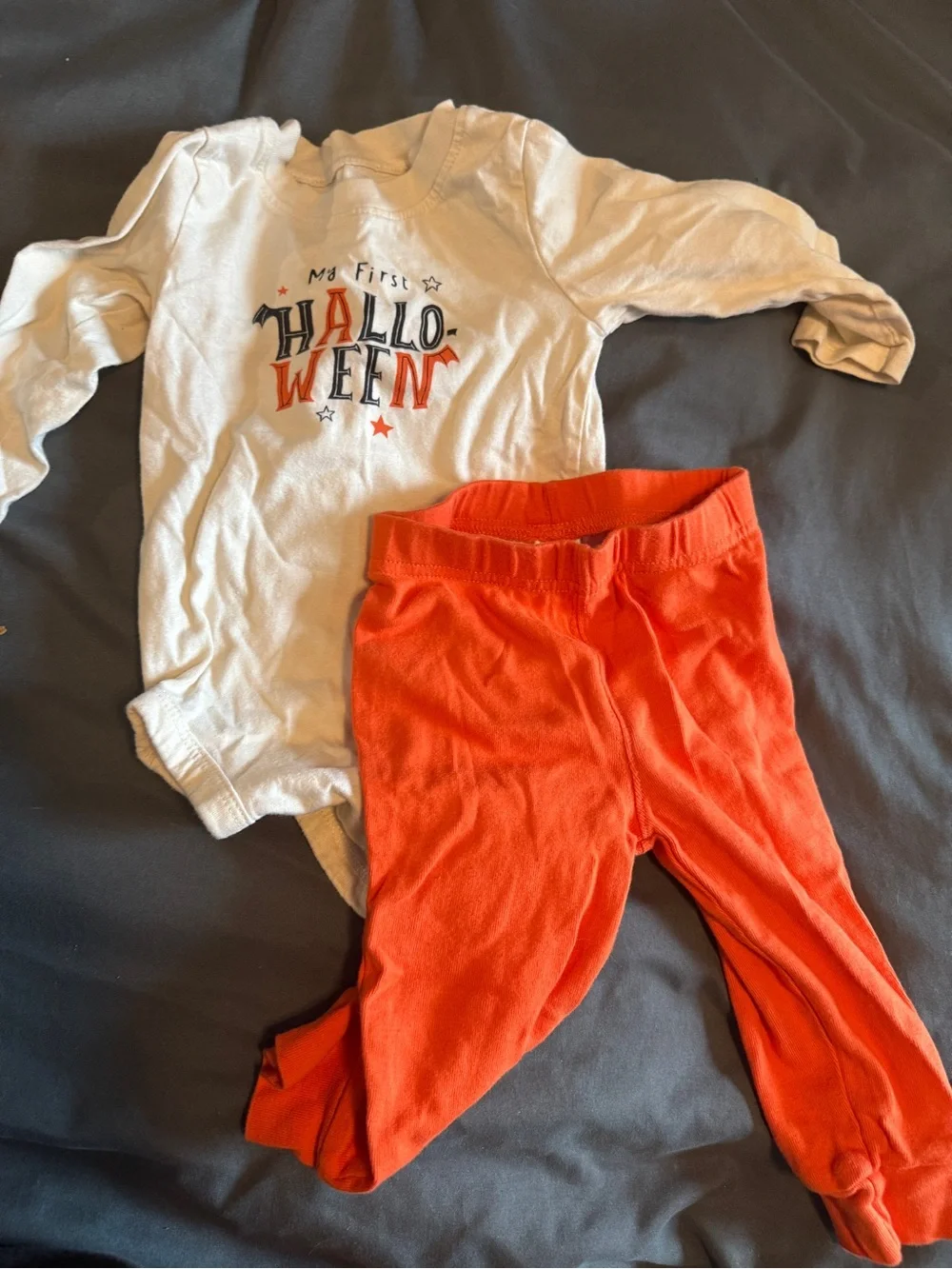 My First Halloween outfit - Carters - 9 month